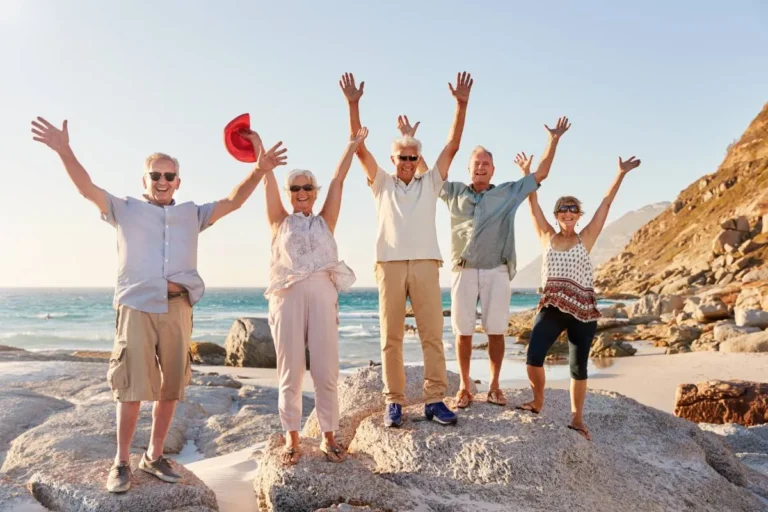 how to plan senior trips on a budget